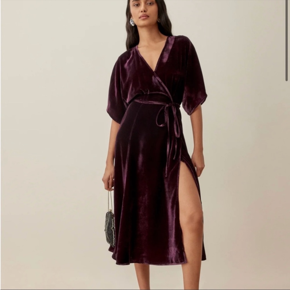 Reformation Analynne Velvet Wrap Midi Dress in Plum XS Purple Red NWT